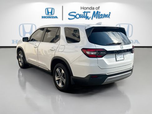 Certified 2023 Honda Pilot EX-L image 5