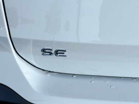 New 2026 Volkswagen Taos SE AWD/4WD image 25