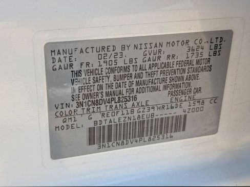 Used 2023 Nissan Versa S FWD image 27