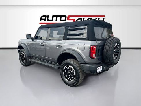 Used 2023 Ford Bronco 4-Door w/ Sasquatch Package AWD/4WD image 5