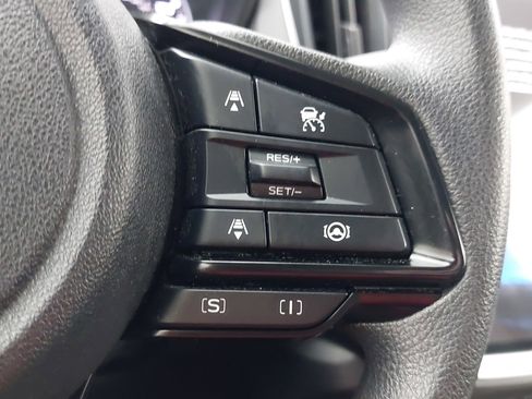 Used 2024 Subaru Crosstrek 2.0i Premium AWD/4WD image 19