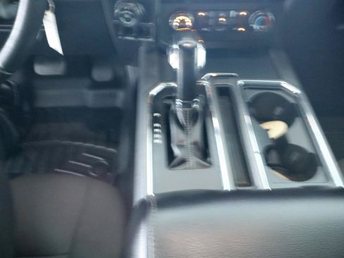 Used 2019 Ford F150 XLT w/ Equipment Group 302A Luxury AWD/4WD image 25