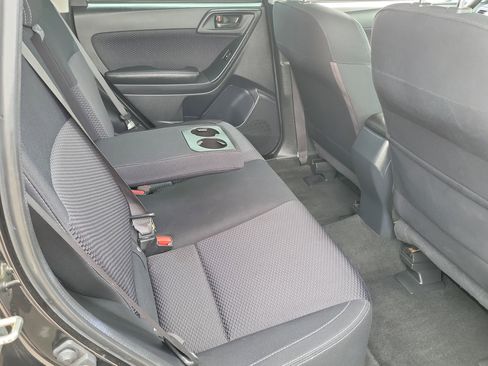 Used 2018 Subaru Forester 2.5i Premium w/ All-Weather Package AWD/4WD image 22