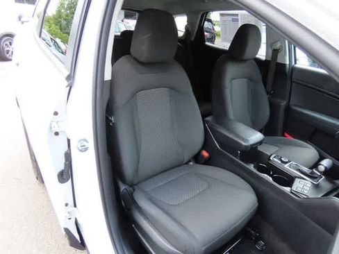 Used 2023 Kia Sportage LX AWD/4WD image 17