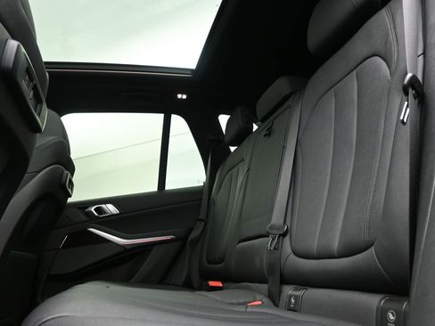 Used 2021 BMW X5 sDrive40i w/ Premium Package image 13