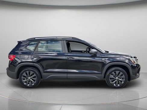Certified 2024 Volkswagen Taos S FWD image 4