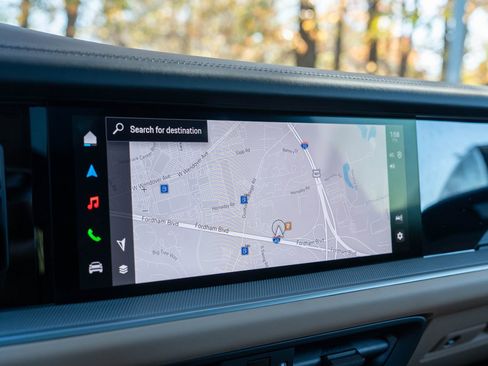 Certified 2025 Porsche Cayenne image 29