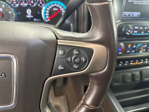 Used 2017 GMC Sierra 2500 Denali w/ Duramax Plus Package image 27