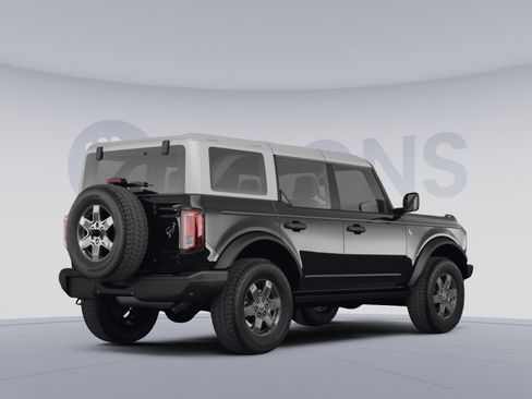 Used 2024 Ford Bronco Black Diamond w/ Sasquatch Package AWD/4WD image 4