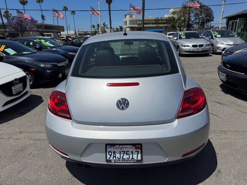 Used 2012 Volkswagen Beetle 2.5 FWD image 8