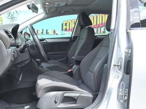 Used 2011 Volkswagen Golf TDI FWD image 22
