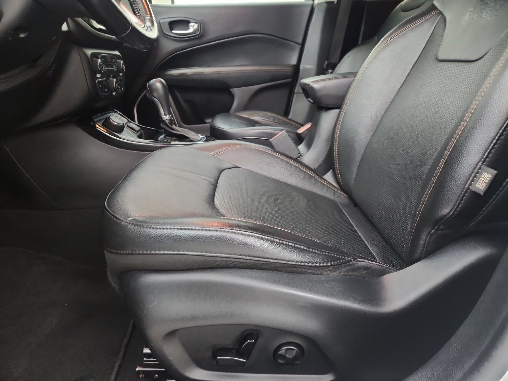 Used 2021 Jeep Compass Limited AWD/4WD image 22