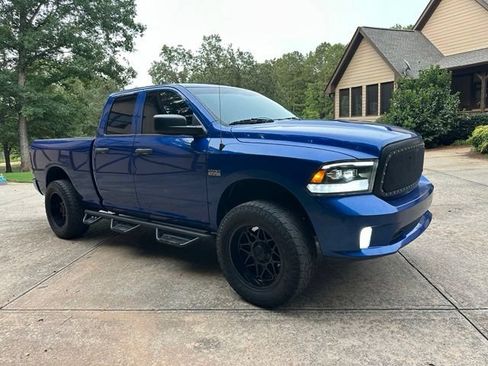 Used 2014 RAM 1500 Express RWD image 8