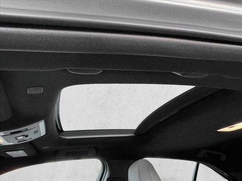 Used 2024 Lexus UX 250h F Sport image 11