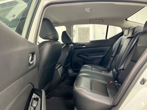 Used 2023 Nissan Altima 2.5 SR image 22