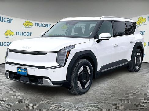 New 2026 Kia EV9 Wind AWD/4WD image 4