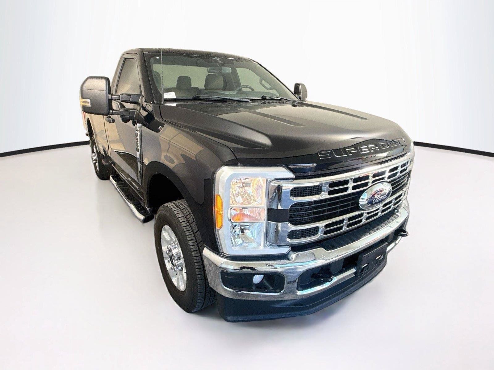 Used 2023 Ford F350 XLT w/ 360-Degree Camera Package AWD/4WD image 7