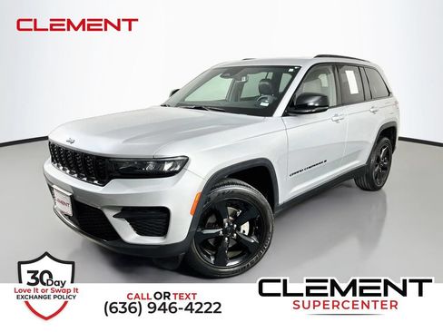 Used 2022 Jeep Grand Cherokee Altitude AWD/4WD image 1