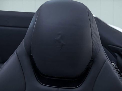 Used 2019 Ferrari Portofino Base image 37