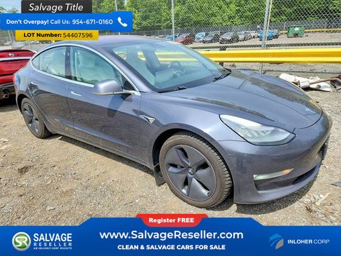 Used 2018 Tesla Model 3 AWD/4WD image 5