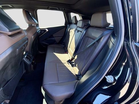 Used 2025 BMW X3 xDrive30i w/ Convenience Package image 21