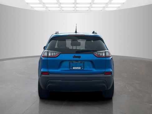 Used 2020 Jeep Cherokee Latitude Plus image 6