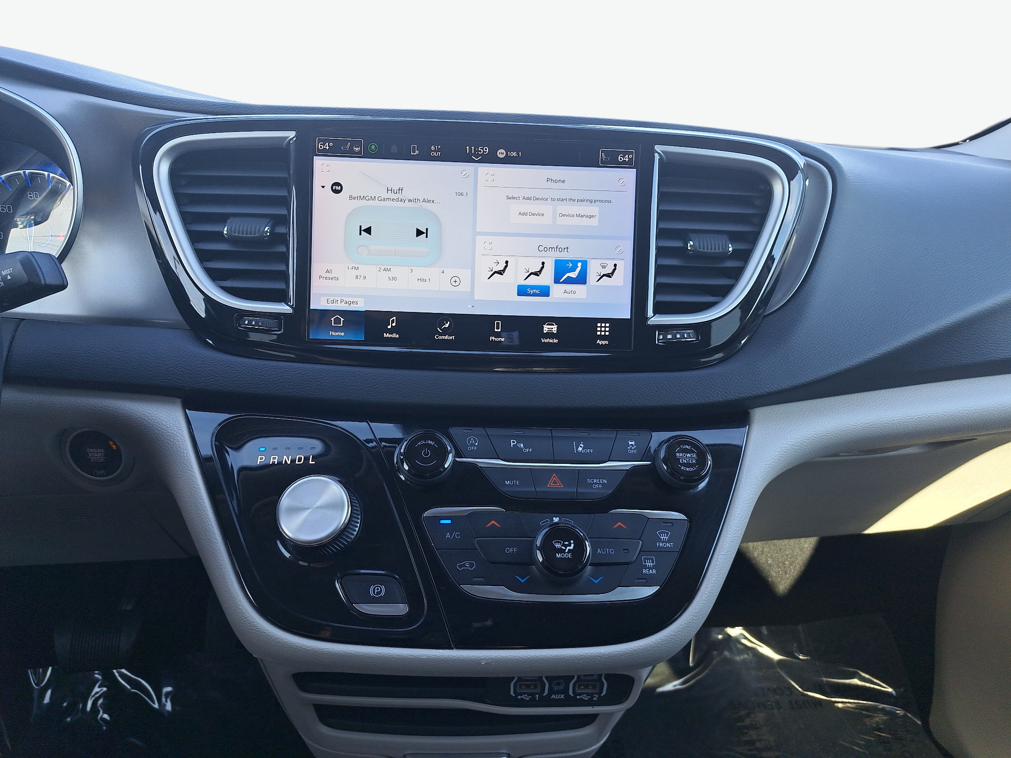 Certified 2024 Chrysler Pacifica Touring-L FWD image 22