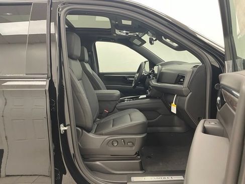 New 2026 Chevrolet Tahoe Z71 w/ Z71 Off-Road Package AWD/4WD image 16