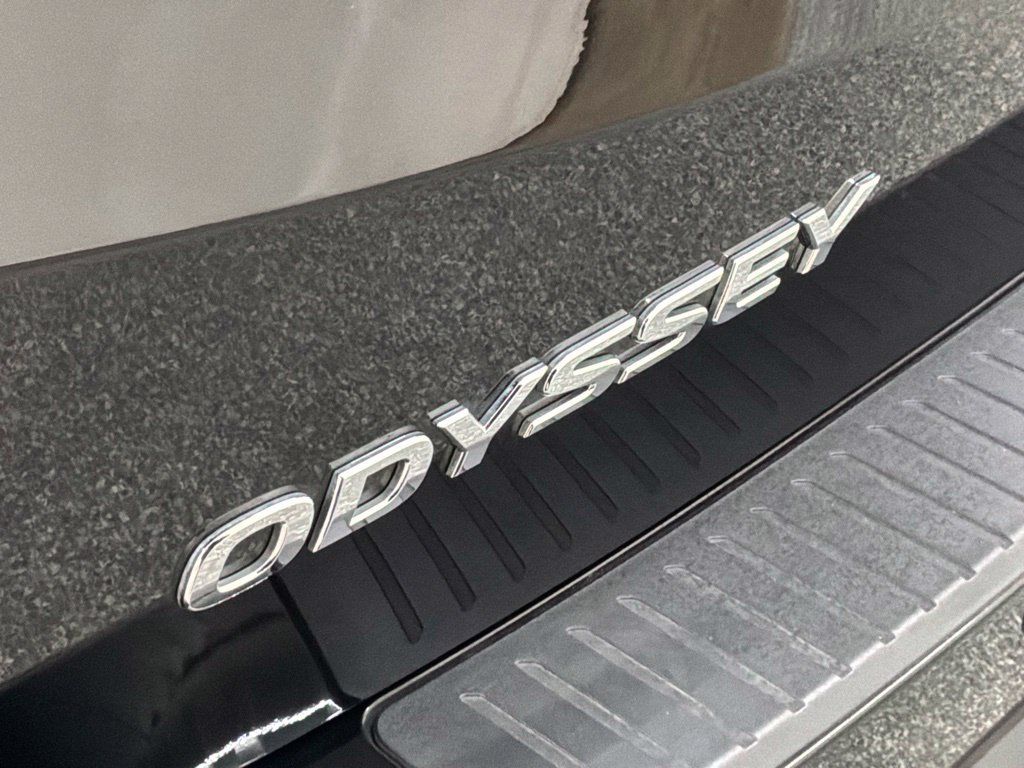 Certified 2026 Honda Odyssey Touring image 27