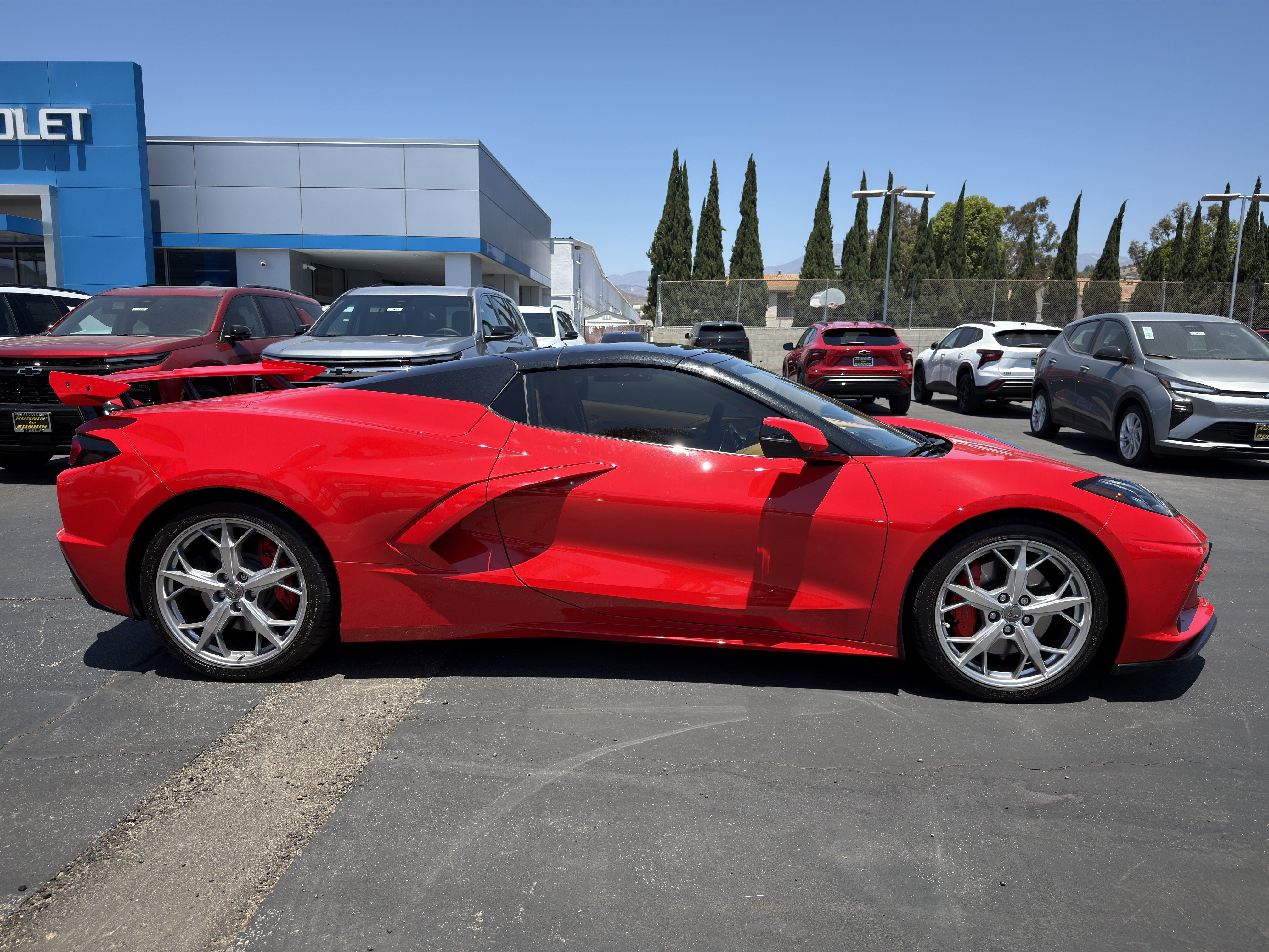 Used 2022 Chevrolet Corvette Stingray Premium Conv w/ Z51 Performance Package RWD image 9