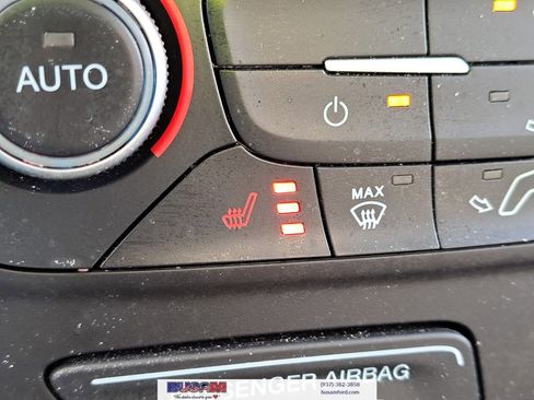 Certified 2018 Ford Escape SE image 21