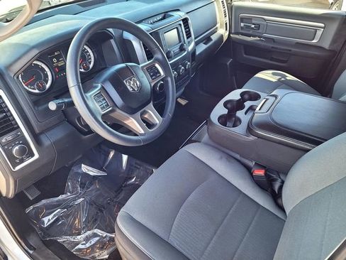 Used 2022 RAM 1500 Classic SLT RWD image 10