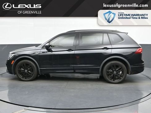 Used 2022 Volkswagen Tiguan SE R-Line FWD image 5