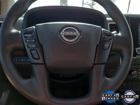 Used 2022 Nissan Frontier SV image 27
