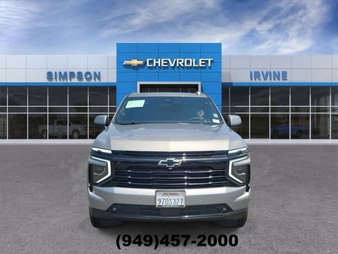 Used 2026 Chevrolet Suburban RST w/ Comfort Package AWD/4WD image 3