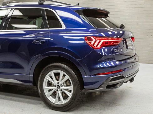 Used 2021 Audi Q3 2.0T Premium w/ Convenience Package image 39