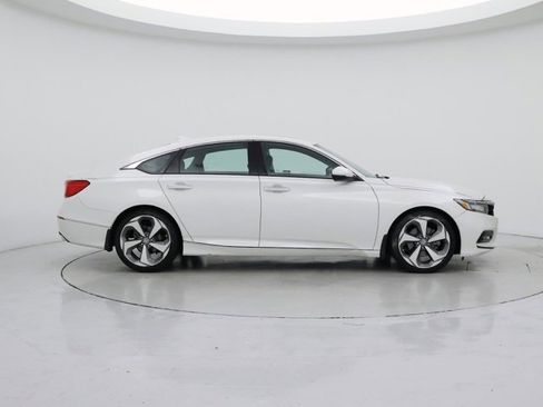 Used 2020 Honda Accord Touring image 1