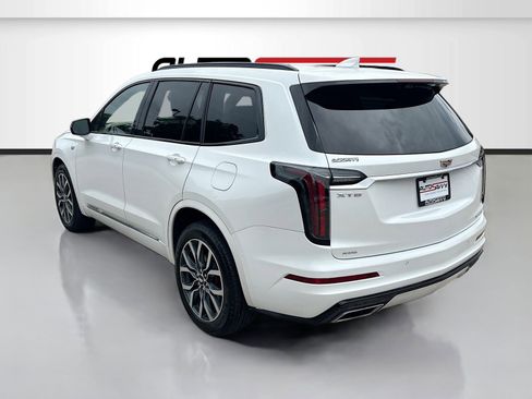 Used 2025 Cadillac XT6 Sport w/ Platinum Package AWD/4WD image 5