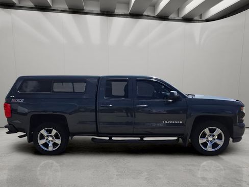 Used 2017 Chevrolet Silverado 1500 LT w/ All Star Edition AWD/4WD image 6