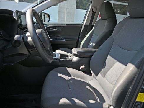 Used 2020 Toyota RAV4 XLE w/ All Weather Liner Package AWD/4WD image 13