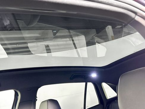 Certified 2023 Volkswagen ID.4 Pro S image 20