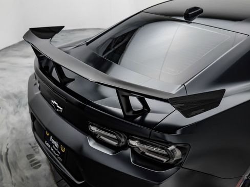 Used 2024 Chevrolet Camaro ZL1 RWD image 36