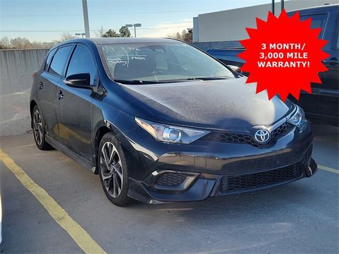 Used 2018 Toyota Corolla iM image 1