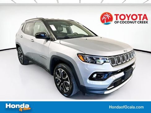 Used 2023 Jeep Compass Limited AWD/4WD image 1