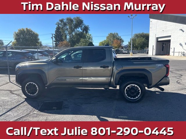 Used 2024 Toyota Tacoma TRD Off-Road AWD/4WD image 7