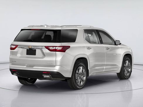 Used 2019 Chevrolet Traverse Premier w/ Driver Confidence II Package FWD image 37