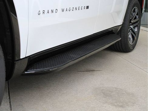 New 2026 Jeep Grand Wagoneer 4WD w/ Premium Group I image 37