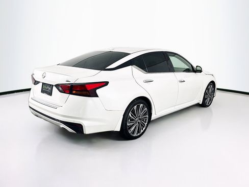 Used 2023 Nissan Altima 2.5 SL FWD image 9