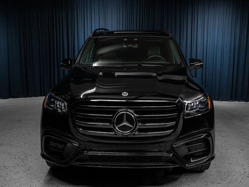 Certified 2024 Mercedes-Benz GLS 580 4MATIC image 2