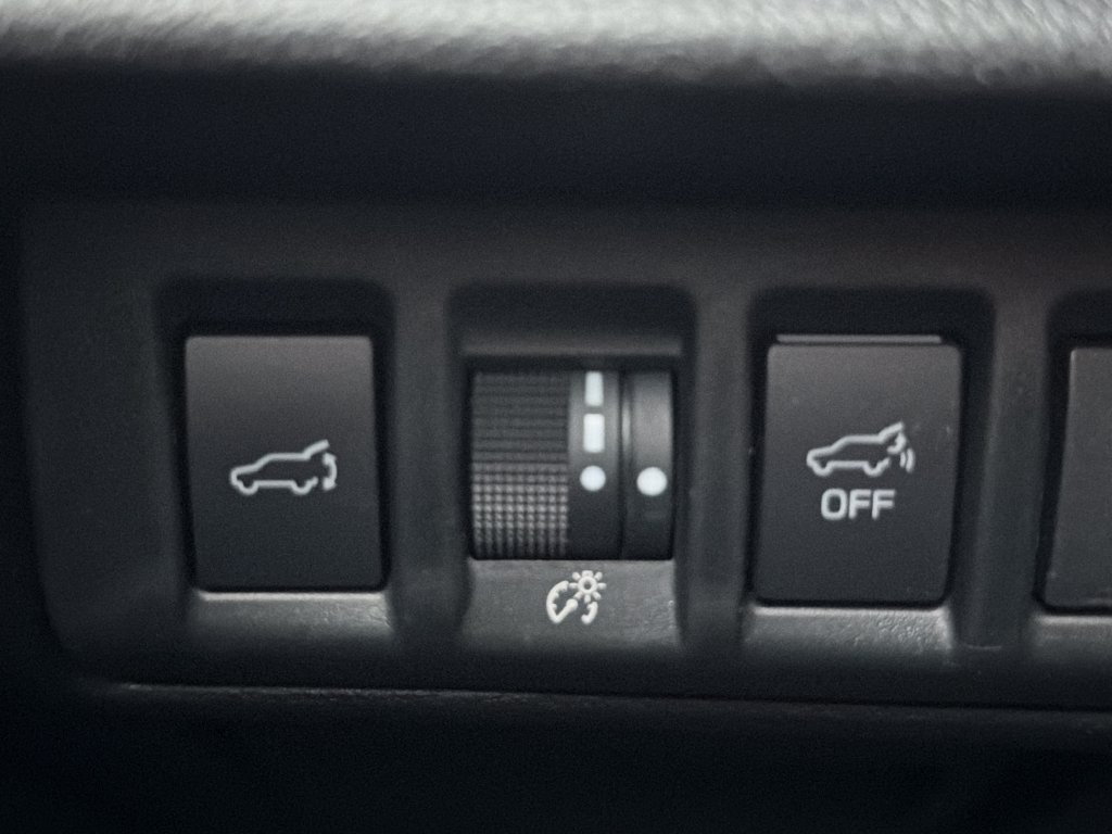 Used 2024 Subaru Outback Premium AWD/4WD image 48